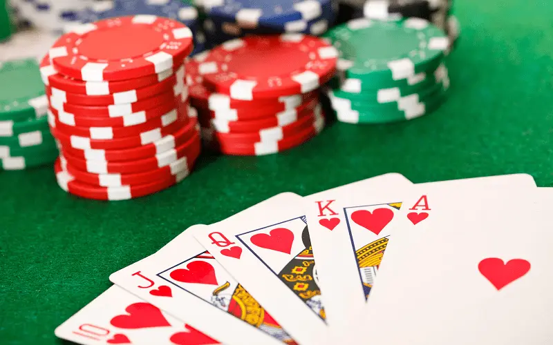 Làm sao lựa chọn được Nhà cái Poker uy tín tham gia?